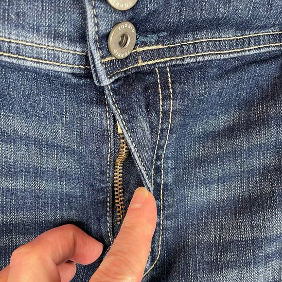 Torrid mid rise flare jeans size 20 - Picture 3 of 11